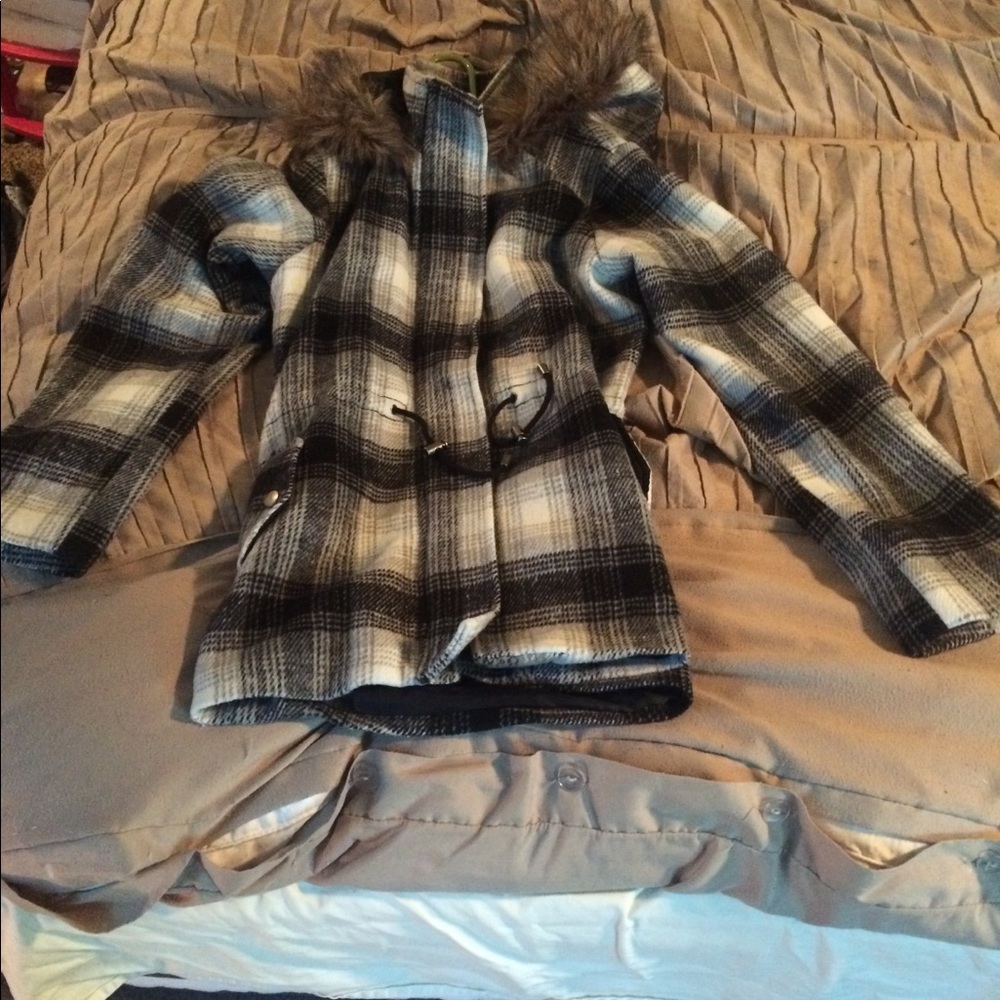 mossimo size m coat